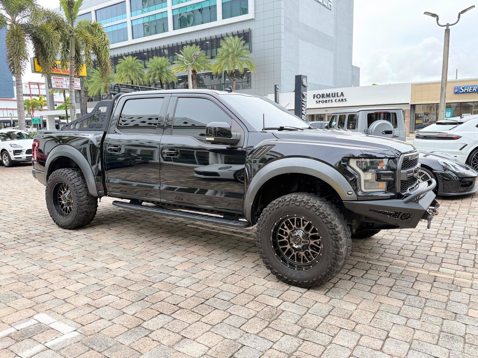 Used 2019 Ford F150 Raptor w/ Equipment Group 802A Luxury AWD/4WD image 7