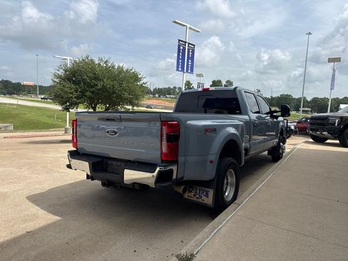 Used 2024 Ford F350 Lariat w/ Lariat Ultimate Package AWD/4WD image 8