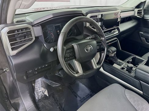 Used 2022 Toyota Tundra SR5 image 18