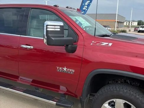 Used 2020 Chevrolet Silverado 2500 LTZ w/ LTZ Texas Edition AWD/4WD image 14