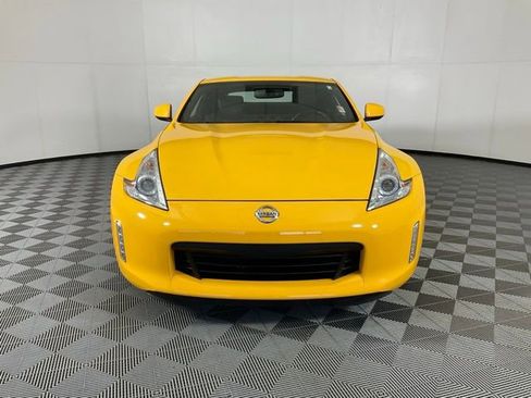 Used 2017 Nissan 370Z Touring image 2