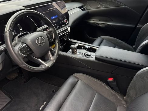 Used 2025 Lexus RX 450h AWD w/ Convenience Package image 10