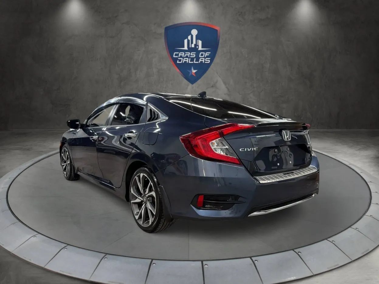 Used 2021 Honda Civic Touring image 3