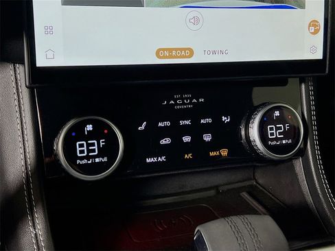 Used 2024 Jaguar F-PACE R-Dynamic S image 16