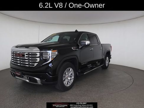Used 2024 GMC Sierra 1500 Denali w/ Technology Package AWD/4WD image 2