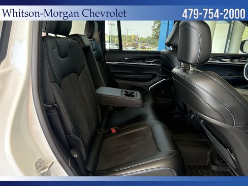 Used 2024 Jeep Grand Cherokee Trailhawk w/ Advanced Protech Group II AWD/4WD image 44