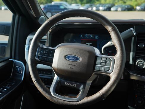 Used 2023 Ford F350 King Ranch AWD/4WD image 18