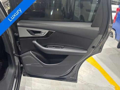 Used 2019 Audi Q7 2.0T Premium Plus AWD/4WD image 27