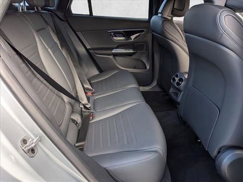 Certified 2025 Mercedes-Benz GLC 300 4MATIC image 21