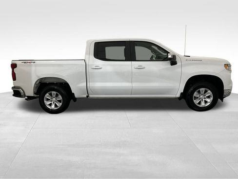 Used 2025 Chevrolet Silverado 1500 LT image 8