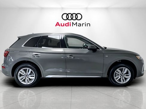 Certified 2023 Audi Q5 2.0T Premium w/ Convenience Package image 6