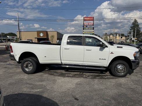 Used 2022 RAM 3500 Big Horn AWD/4WD image 8