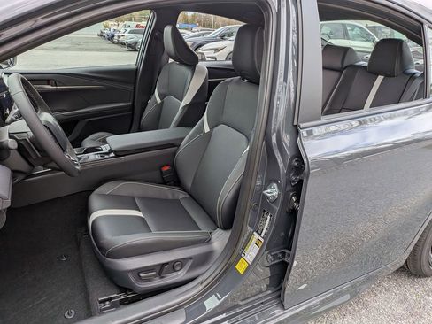 New 2026 Toyota Camry SE FWD image 8
