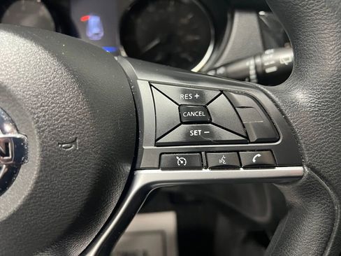 Used 2020 Nissan Rogue S image 13