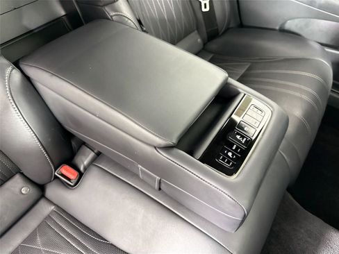 Used 2018 Lexus LS 500 w/ Interior Upgrade Package RWD image 44