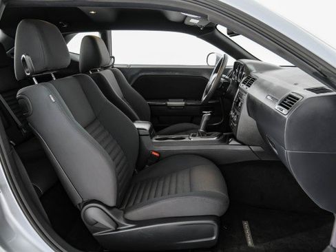 Used 2013 Dodge Challenger R/T RWD image 30
