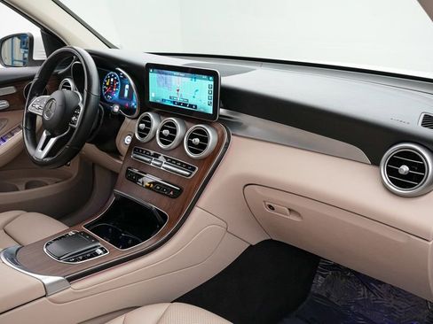 Used 2022 Mercedes-Benz GLC 300 4MATIC image 27