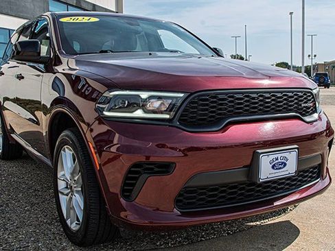 Used 2024 Dodge Durango GT image 7