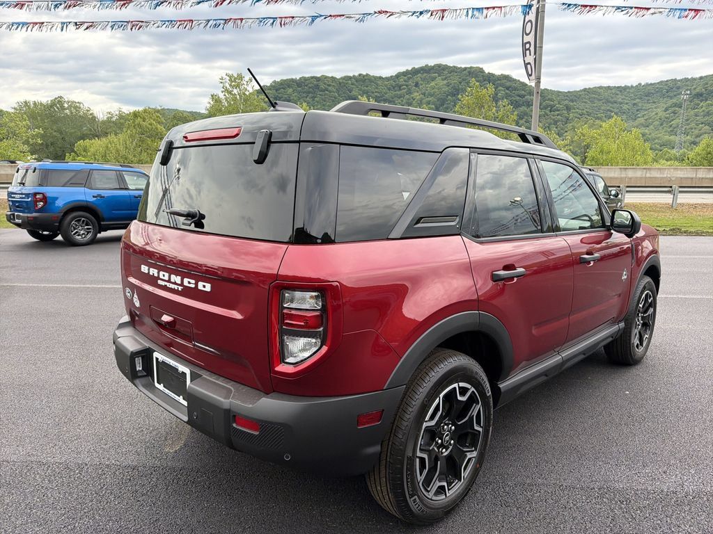 New 2026 Ford Bronco Sport Outer Banks w/ Outer Banks Tech Package+ AWD/4WD image 4