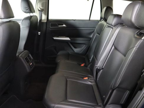 Used 2018 Volkswagen Atlas SEL FWD image 16