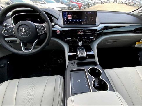 Used 2026 Acura MDX FWD w/ Technology Package image 5