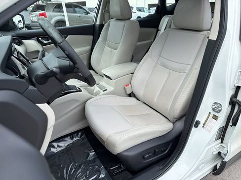 Certified 2021 Nissan Rogue Sport SL w/ Premium Package FWD image 33
