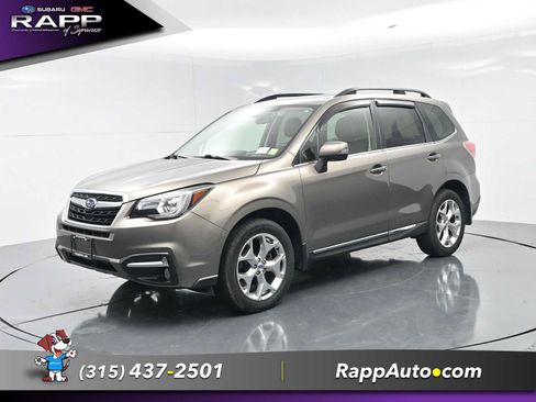 Used 2017 Subaru Forester 2.5i Touring AWD/4WD image 25