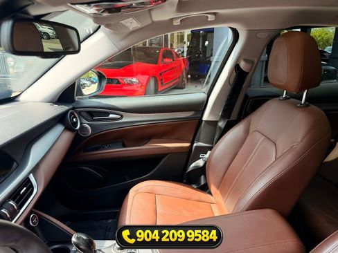 Used 2018 Alfa Romeo Stelvio Sport w/ Quick Order Package 22J Sport AWD/4WD image 23
