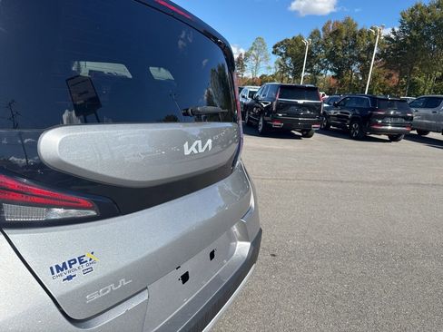 Used 2024 Kia Soul LX w/ Option Group 015 image 26