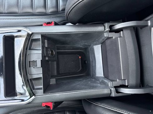 Used 2020 Ford Edge SEL w/ Convenience Package AWD/4WD image 31
