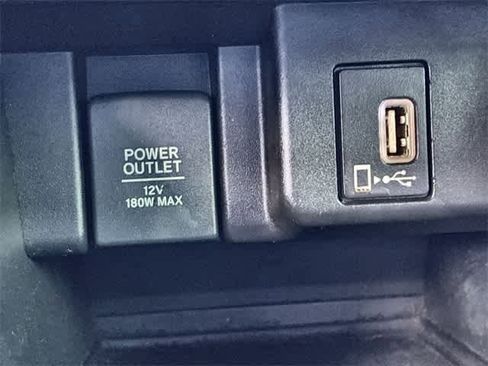 Used 2018 Honda Accord Sport image 32