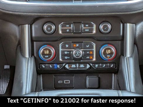 Used 2024 Chevrolet Tahoe Premier AWD/4WD image 23