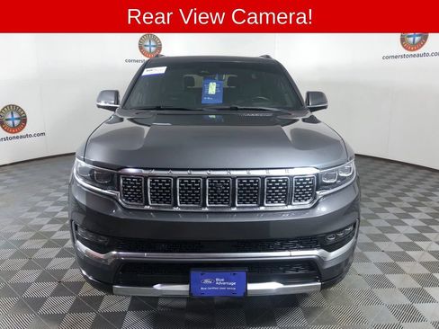 Used 2022 Jeep Grand Wagoneer Series III AWD/4WD image 15