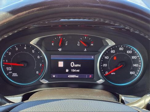 Used 2021 Chevrolet Traverse High Country image 37