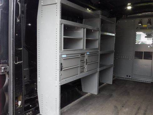 Used 2015 Ford Transit 250 148 Medium Roof RWD image 31
