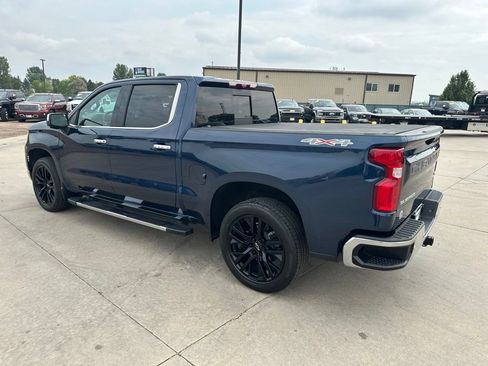 Used 2022 Chevrolet Silverado 1500 LTZ w/ Technology Package AWD/4WD image 30