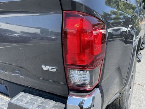 Used 2021 Toyota Tacoma SR5 RWD image 20