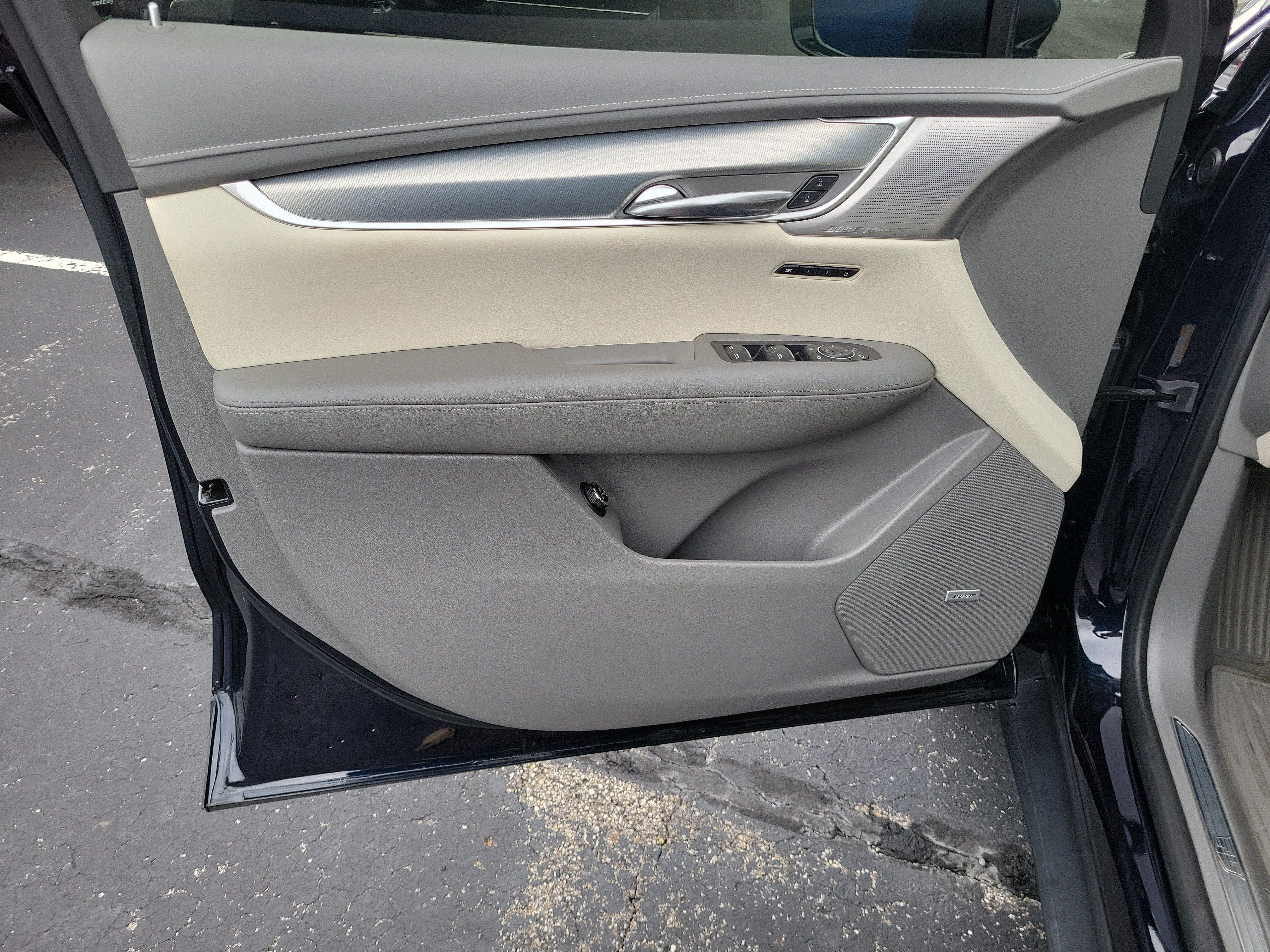 Used 2021 Cadillac XT5 Premium Luxury FWD image 20