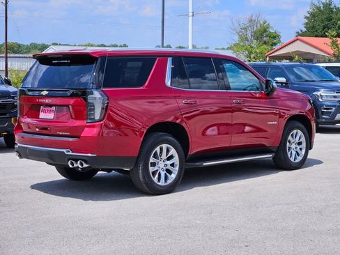 Used 2025 Chevrolet Tahoe Premier RWD image 4