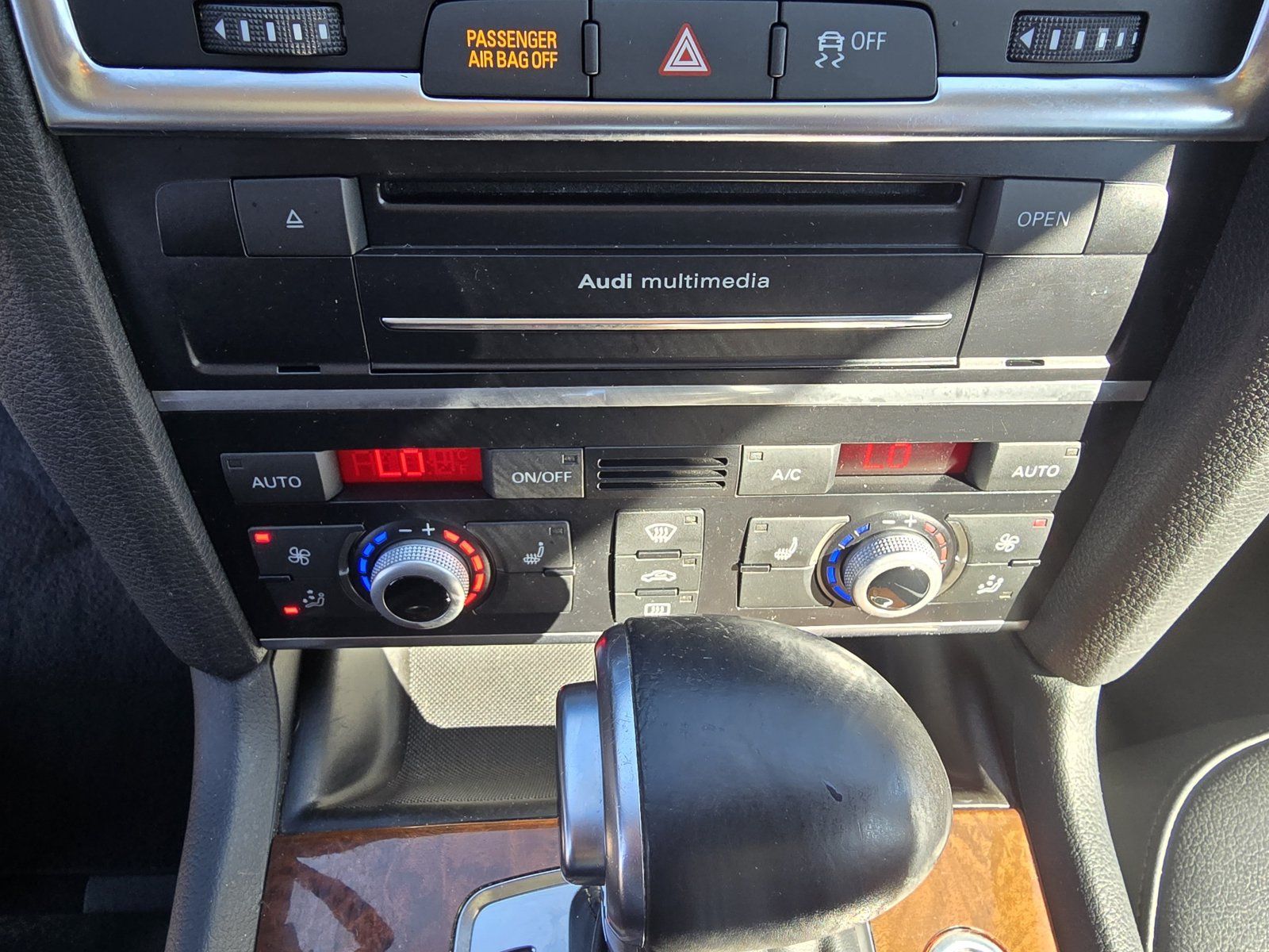 Used 2014 Audi Q7 3.0T Premium AWD/4WD image 21
