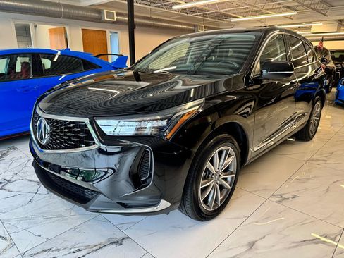 Used 2023 Acura RDX AWD w/ Technology Package image 3