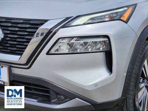 Used 2022 Nissan Rogue SL w/ SL Premium Package image 10