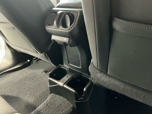 Used 2022 Jeep Wrangler Unlimited Sport image 22