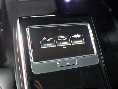 Used 2021 Audi A8 L 4.0T w/ Executive Plus Package image 29