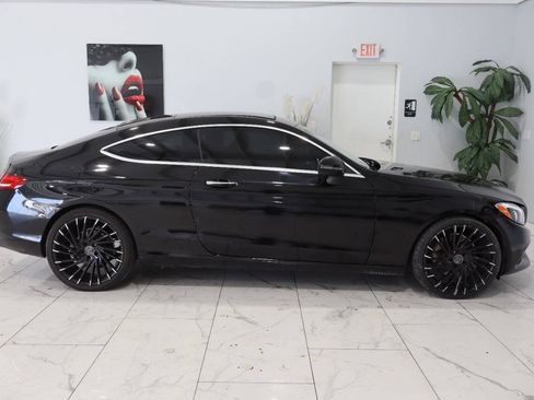 Used 2017 Mercedes-Benz C 300 Coupe image 2