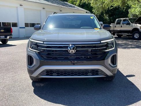 Used 2026 Volkswagen Atlas Peak Edition AWD/4WD image 30