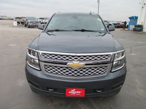 Used 2019 Chevrolet Tahoe LT w/ LT Signature Package image 11