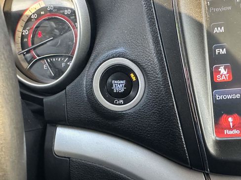 Used 2018 Dodge Journey GT image 34