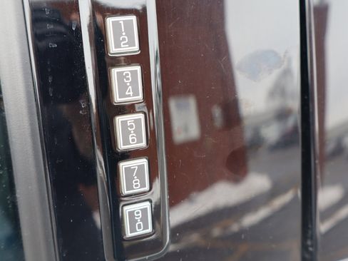 Used 2022 Ford F150 XLT w/ Equipment Group 301A Mid image 6