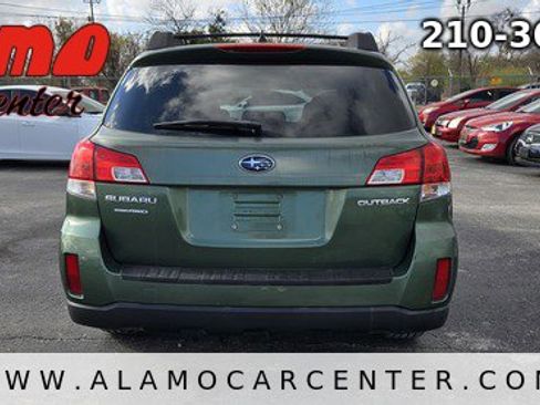 Used 2012 Subaru Outback 2.5i Limited w/ Popular Pkg 1B image 4